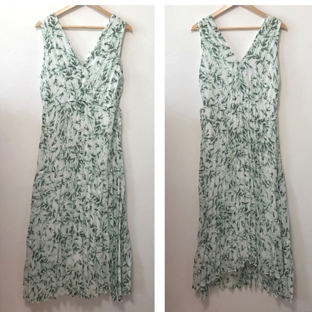 Just Taylor Pleated V Neck Leaves Print Midi Dress